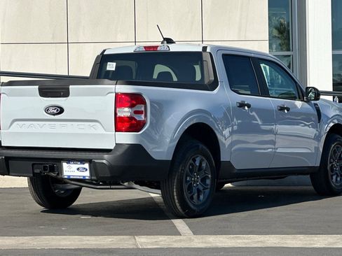 New 2025 Ford Maverick XLT w/ XLT Luxury Package AWD/4WD image 3