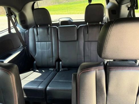 Used 2019 Dodge Grand Caravan GT image 17