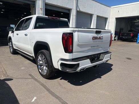 Used 2024 GMC Sierra 1500 Denali w/ Denali Reserve Package AWD/4WD image 5