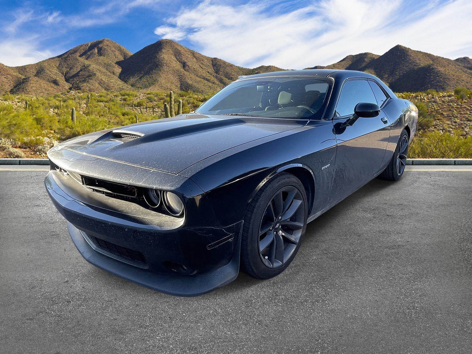 Used 2019 Dodge Challenger R/T w/ Performance Handling Group RWD image 2