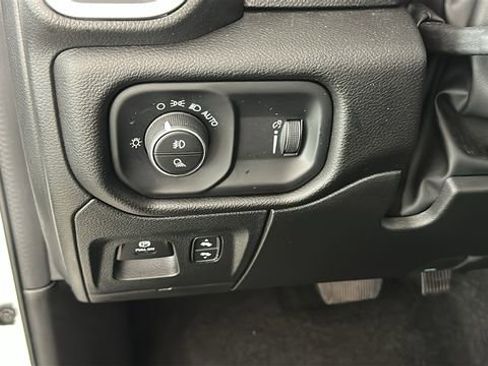 Used 2023 RAM 1500 Big Horn AWD/4WD image 20
