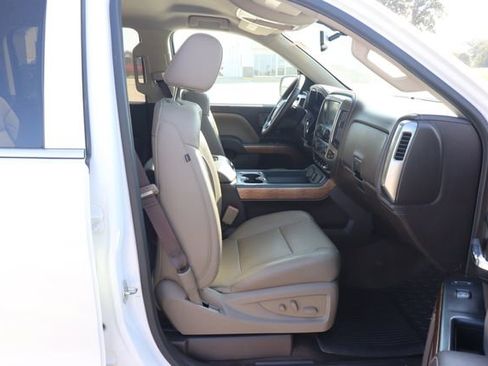 Used 2017 Chevrolet Silverado 1500 LTZ w/ Sport Package image 30