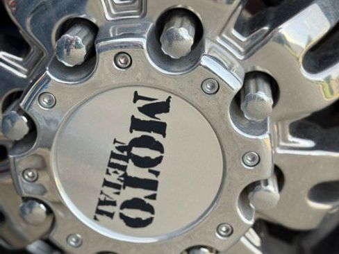 Used 2005 GMC Sierra 3500 SLT w/ Heavy-Duty Power Package image 55