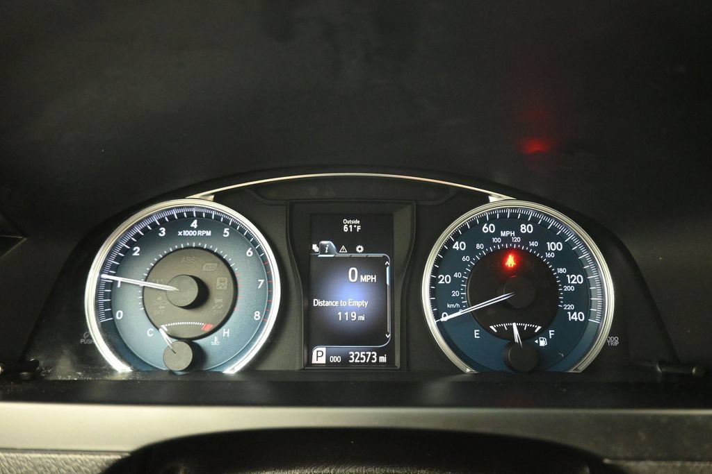 Used 2017 Toyota Camry LE FWD image 16