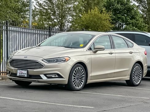 Used 2018 Ford Fusion Titanium AWD/4WD image 7