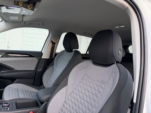 New 2026 Volkswagen Tiguan S FWD image 16