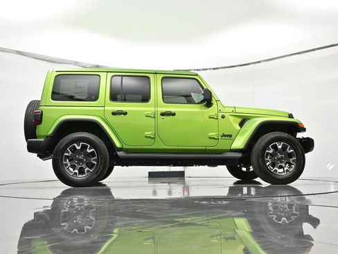 New 2026 Jeep Wrangler Unlimited Sahara AWD/4WD image 46