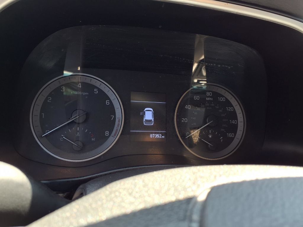 Used 2020 Hyundai Tucson Value FWD image 12
