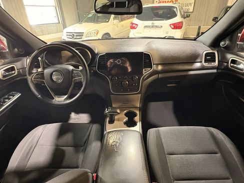Used 2014 Jeep Grand Cherokee Laredo w/ Quick Order Package 23E AWD/4WD image 14