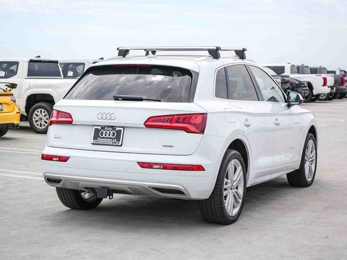 Used 2020 Audi Q5 2.0T Premium Plus w/ Premium Plus Package AWD/4WD image 7