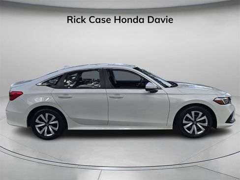 Certified 2024 Honda Civic LX image 3