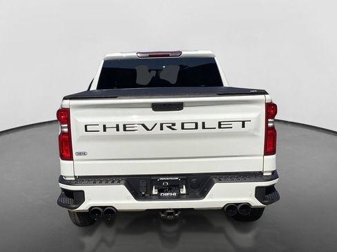 Used 2022 Chevrolet Silverado 1500 RST w/ LPO, Blackout Package AWD/4WD image 6