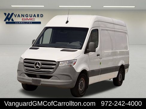 Used 2021 Mercedes-Benz Sprinter 2500 image 8