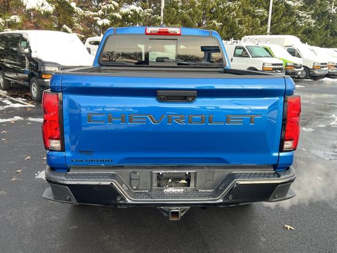 Certified 2024 Chevrolet Colorado Z71 w/ Z71 Convenience Package 2 image 9