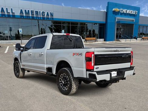 Used 2025 Ford F250 Platinum AWD/4WD image 6