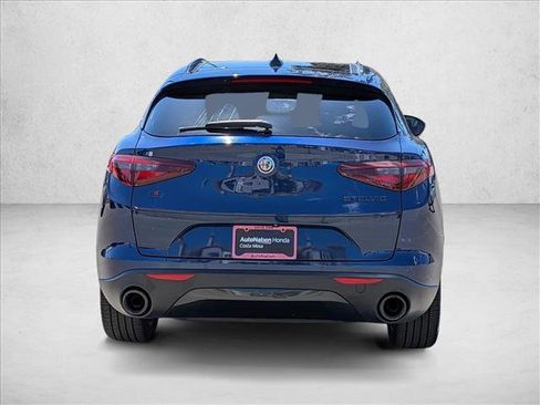 Used 2020 Alfa Romeo Stelvio AWD w/ Nero Edizione image 7