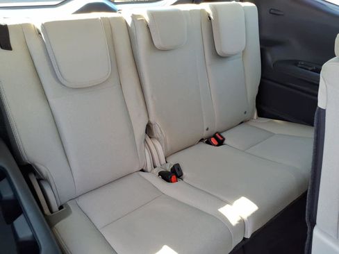 Certified 2025 Subaru Ascent Premium w/ Premium Package image 23