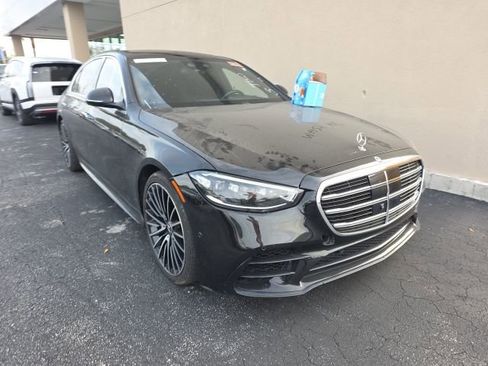 Used 2022 Mercedes-Benz S 580 4MATIC Sedan image 1