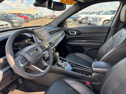 Used 2023 Jeep Compass High Altitude image 10