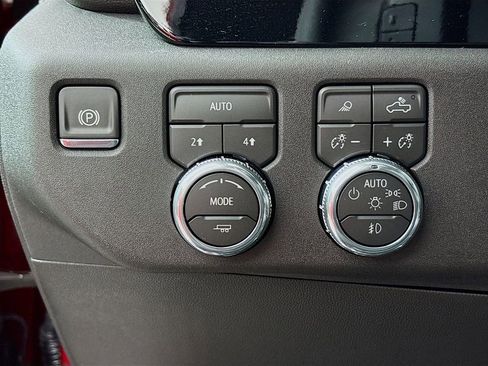 New 2026 GMC Sierra 1500 SLT w/ SLT Premium Plus Package image 10