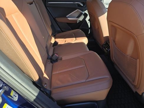 Used 2024 Audi Q3 2.0T Premium Plus image 23