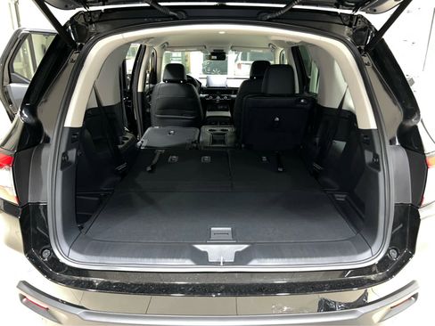 New 2025 Honda Pilot EX-L image 9