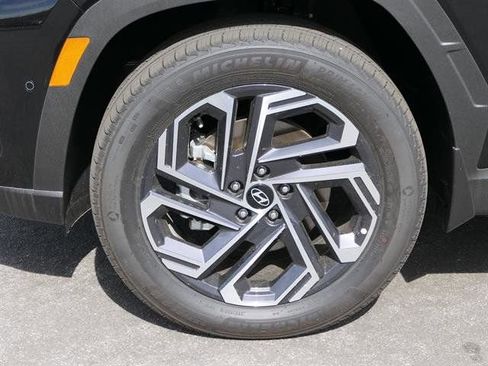 New 2025 Hyundai Tucson Limited image 10