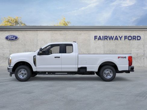 New 2026 Ford F250 XL w/ FX4 Off-Road Package image 3