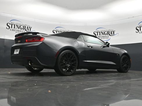 Used 2017 Chevrolet Camaro LT RWD image 32