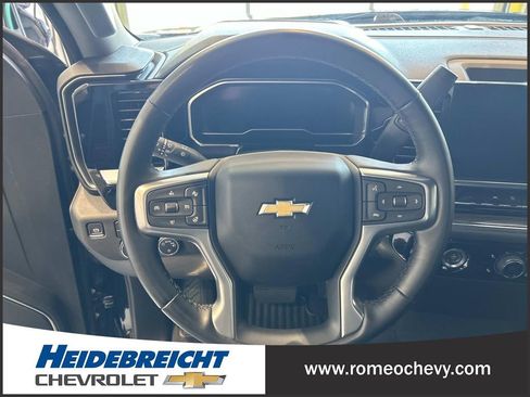 Used 2024 Chevrolet Silverado 1500 LT AWD/4WD image 17