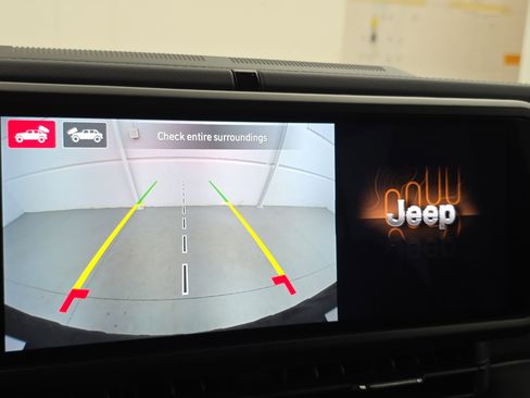 Used 2024 Jeep Wrangler Unlimited Rubicon 4xe w/ Technology Group image 22