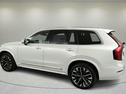 Used 2026 Volvo XC90 B6 Plus w/ Protection Package Premier AWD/4WD image 6