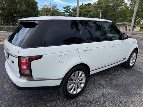 Used 2015 Land Rover Range Rover HSE AWD/4WD image 4