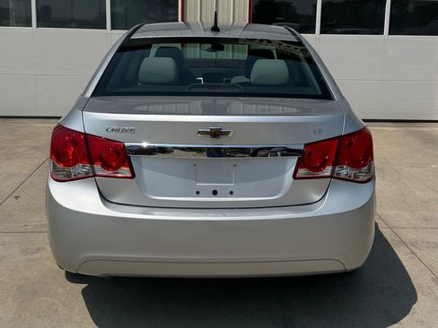 Used 2014 Chevrolet Cruze LT image 21