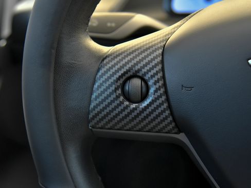 Used 2020 Tesla Model 3 Standard Range RWD image 28