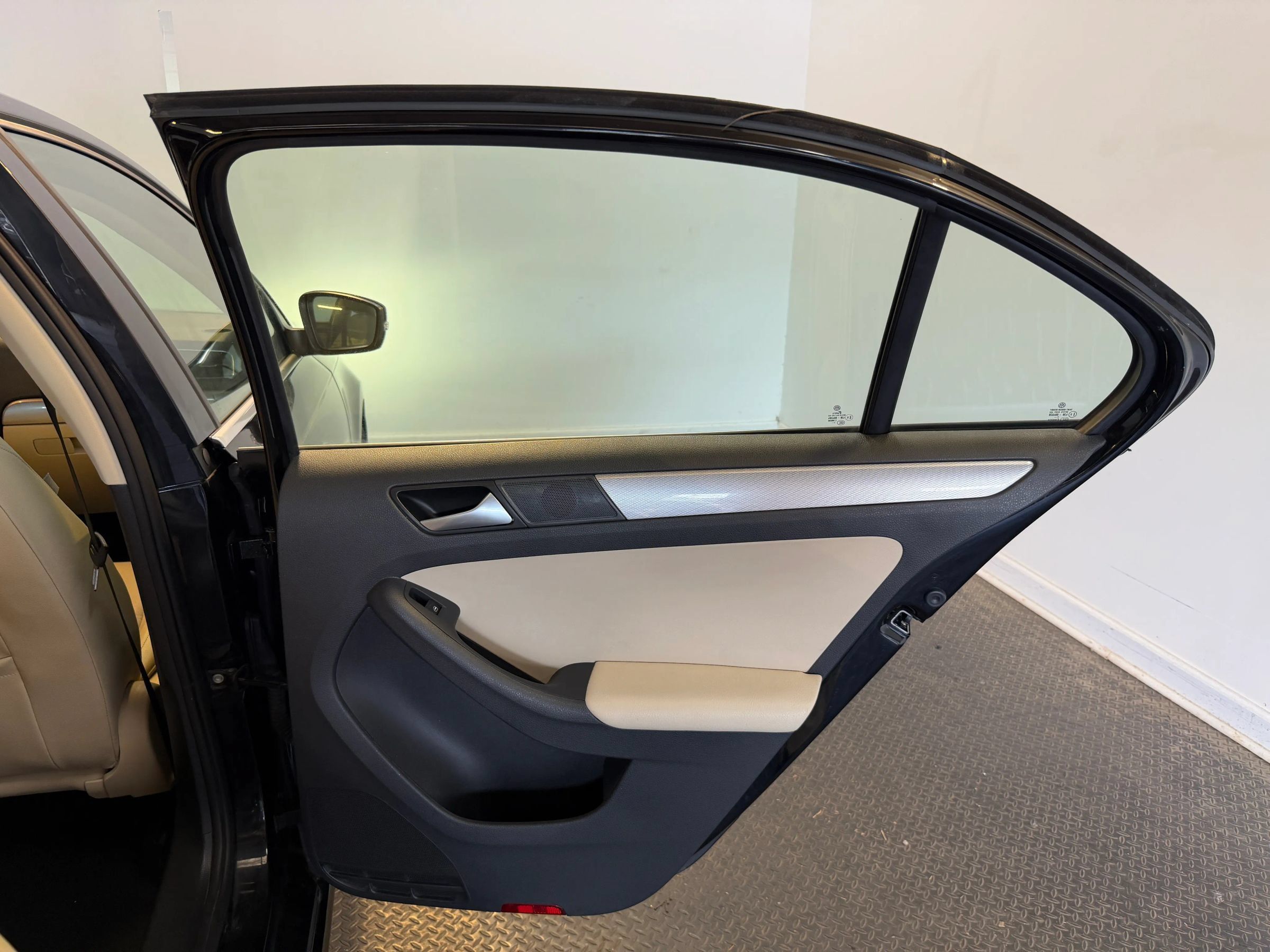 Used 2018 Volkswagen Jetta SE FWD image 32