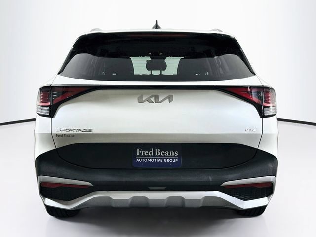 Used 2023 Kia Sportage EX AWD/4WD image 7