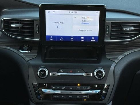 Used 2020 Ford Explorer Limited image 15