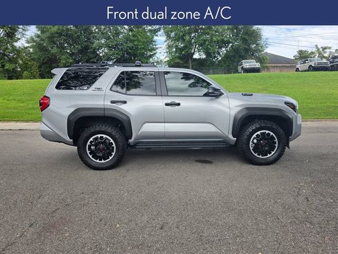 Used 2025 Toyota 4Runner TRD Off-Road AWD/4WD image 6
