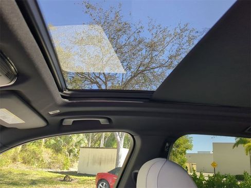 New 2026 BMW X5 xDrive40i w/ M Sport Package image 20