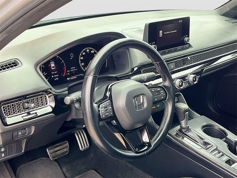 Used 2024 Honda Civic Sport image 9