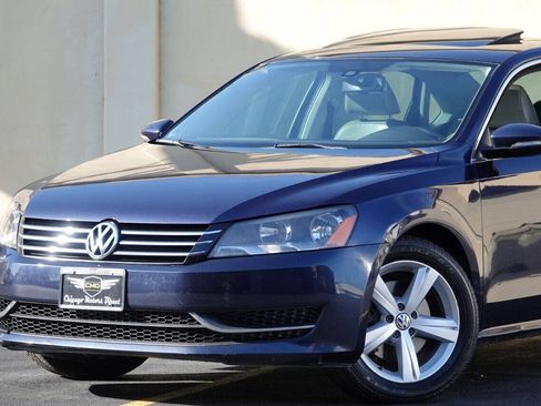 Used 2012 Volkswagen Passat 2.5 SE FWD image 2