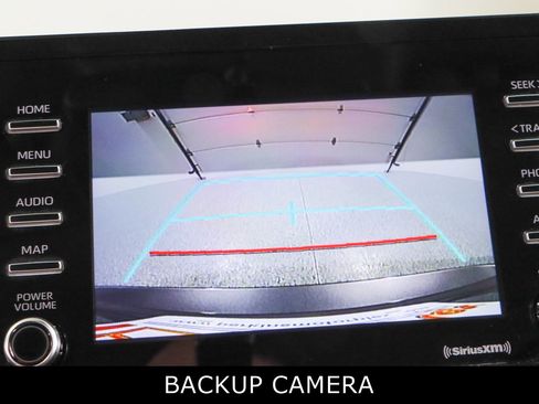 Used 2024 Toyota Camry SE image 18