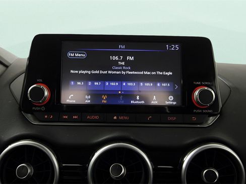 Used 2025 Nissan Sentra S image 23