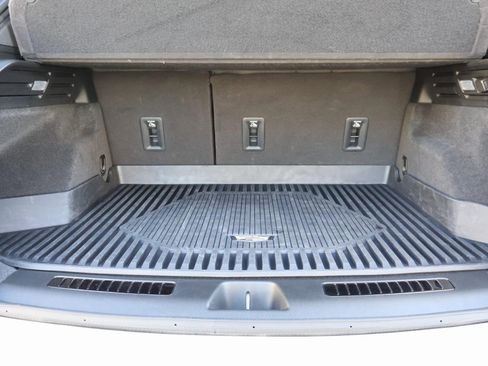 Used 2020 Cadillac XT4 Sport w/ Cold Weather Package image 17