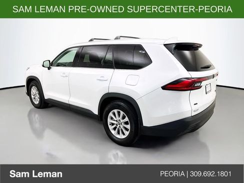 Used 2024 Toyota Grand Highlander AWD image 5