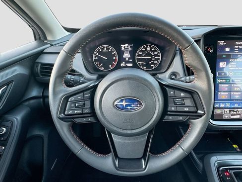 Certified 2025 Subaru Crosstrek 2.5i Limited w/ Crosstrek Mirror Package image 15