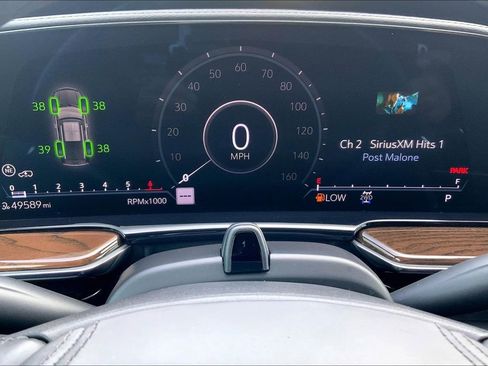 Used 2023 Cadillac Escalade ESV Sport Platinum w/ LPO, ONYX Package image 25