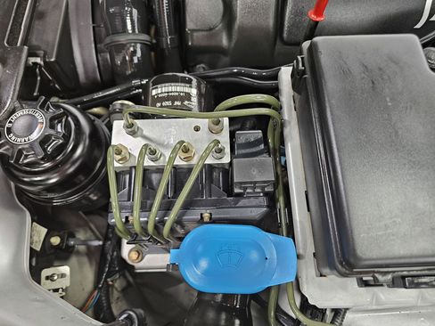 Used 2001 Jaguar XK8 Convertible RWD image 22