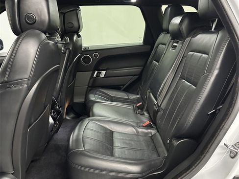 Used 2019 Land Rover Range Rover Sport HSE Dynamic image 32